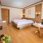 Апартаменты Appartementhaus Alpenrose