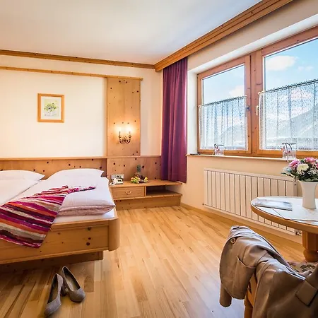 Appartementhaus Alpenrose Pertisau