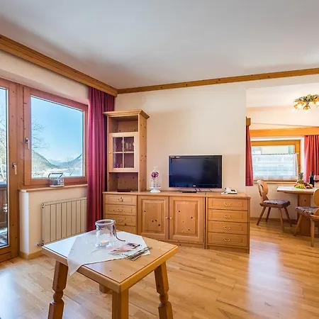 Appartementhaus Alpenrose Pertisau