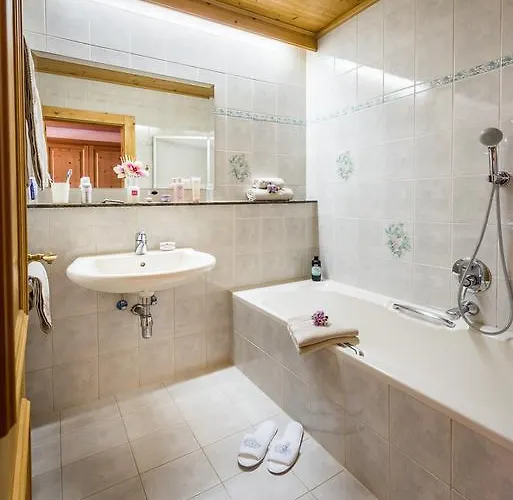 Апартаменты Appartementhaus Alpenrose Пертизау