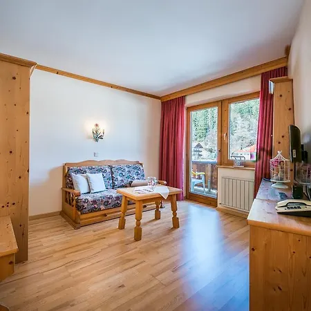 公寓 Appartementhaus Alpenrose 佩尔蒂绍