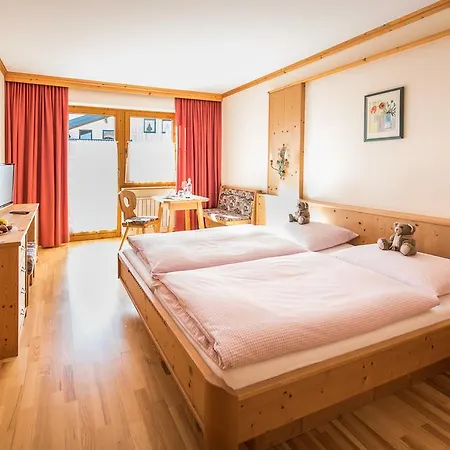 公寓 Appartementhaus Alpenrose 佩尔蒂绍