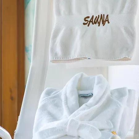 Appartementhaus Alpenrose 佩尔蒂绍