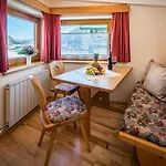 Appartementhaus Alpenrose Pertisau